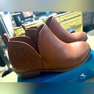 Women's Ankle Boots Low Heels Chunky Cutout Booties+Perforated Western Shoes